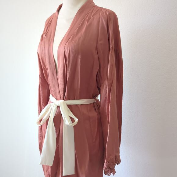 Anthropologie BHLDN Womens Small S/M Robe Viscose Silky Pink Rose Bathrobe Sexy - Picture 5 of 10